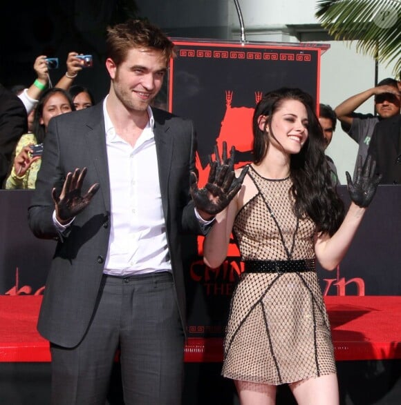 Robert Pattinson et Kristen Stewart avant leur rupture à Hollywood, le 3 novembre 2011.