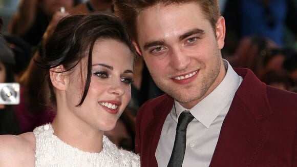 Robert Pattinson, Kristen Stewart photographiés en pleine séance de baisers