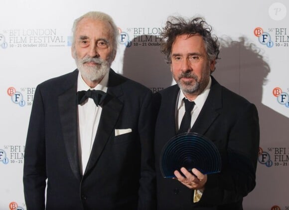 Christopher Lee a remis le prix d'honneur au réalisateur Tim Burton lors du 56e BFI London Film Festival, le 20 octobre 2012.