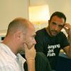 Stéphane Cosnefroy et Nikos Aliagas à Athènes pendant l'enregistrement de leur album, en 2006.