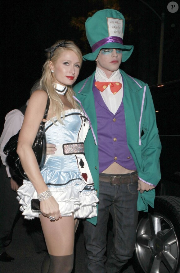 Paris Hilton et River Viiperi à la soirée Halloween de Beverly Hills, le 26 octobre 2012.