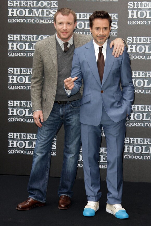 Robert Downey Jr. et Guy Ritchie en décembre 2011.
