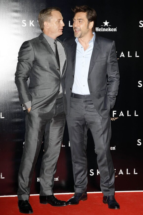 Daniel Craig et Javier Bardem lors de l'avant-première de Skyfall le 29 octobre 2012 à Madrid