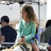 Nahla, fille d'Halle Berry, monte un cheval à Studio City le 28 octobre 2012.