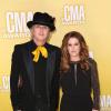 Michael Lockwood et Lisa-Marie Presley à la cérémonie des Country Music Association Awards, à Nashville, le 1er novembre 2012.