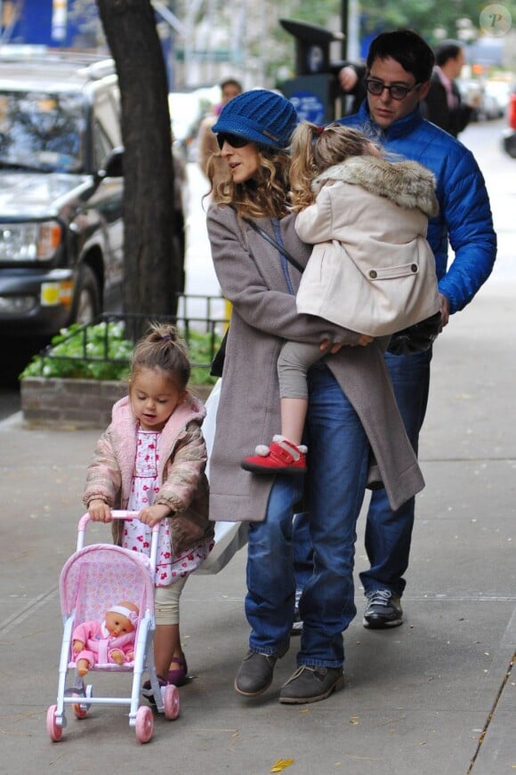 Sarah Jessica Parker et ses filles Tabitha et Marion à New York le 2 novembre 2012.