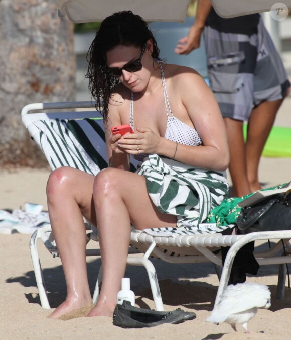 Rumer Willis, fille de Bruce Wilis et Demi Moore, en vacances sur la plage de Maui à Hawaï le 3 novembre 2012.