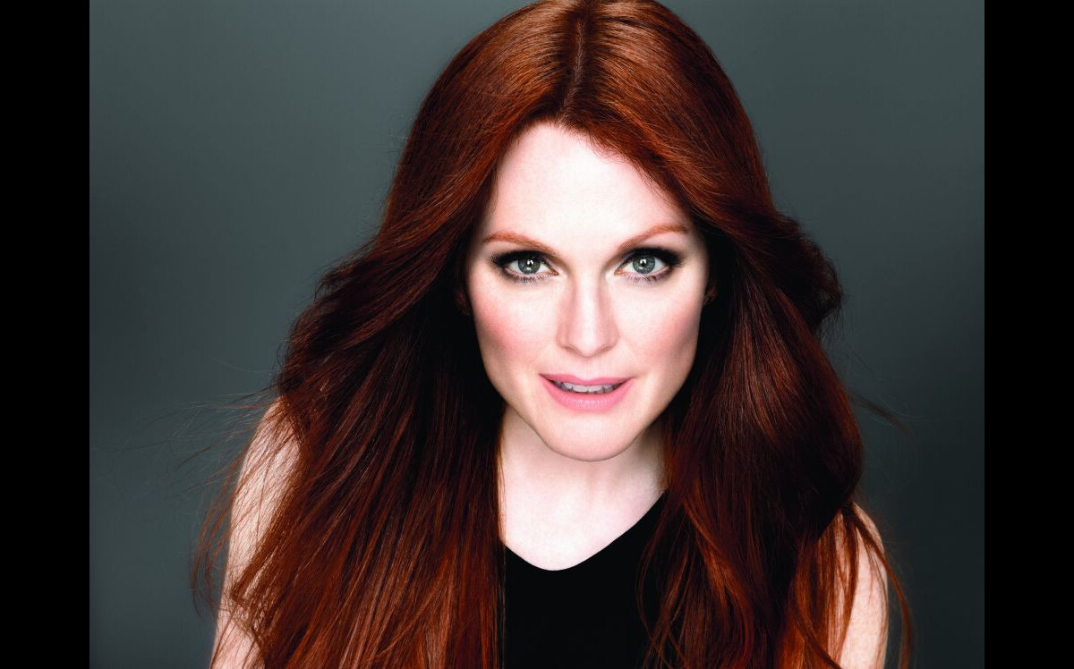 Vidéo : Julianne Moore, nouvelle égérie L'Oréal Paris - Purepeople