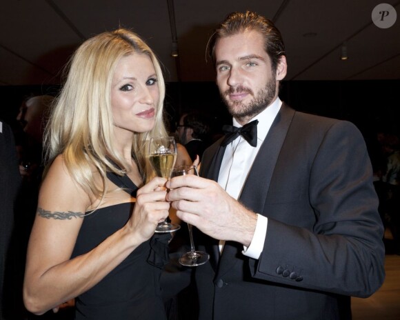 Michelle Hunziker et Tomaso Trussardi lors du gala en l'honneur d'Ursula Andress à Berne en Suisse le 3 novembre 2012