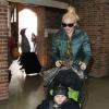 Gwen Stefani quitte Londres le 5 novembre 2012.
