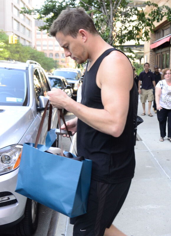 Channing Tatum quittant son hôtel pour se rendre au sport, à New York, le 27 juin 2012.