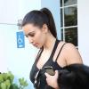 Kim Kardashian, sans maquillage, quitte le centre commercial The Webster où elle se rendait directement après l'aéroport. Miami, le 12 Novembre 2012.