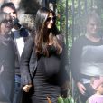Camila Alves très enceinte a passé une journée avec ses enfants et son amie Sandra Bullock au parc d'attractions  Storyland  de la Nouvelle-Orléans, le 14 novembre 2012.