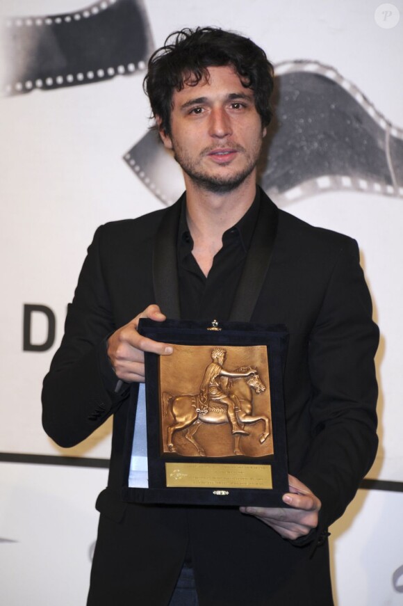 Jeremie Elkaïm reçoit le prix du meilleur acteur au Festival de Rome le 17 novembre 2012.