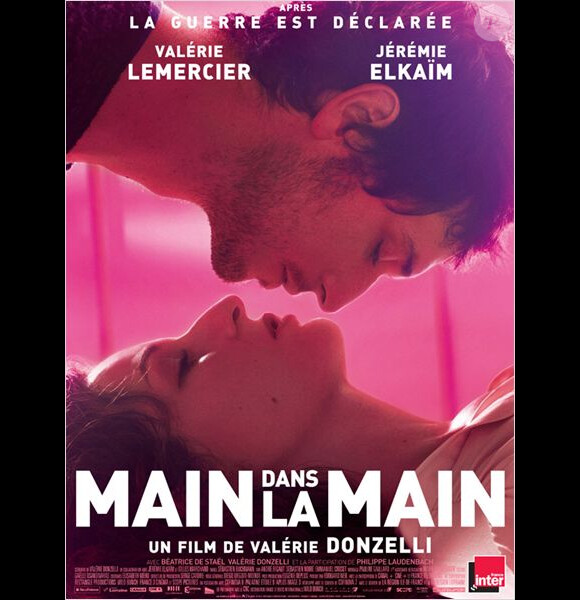 L'affiche du film Main dans la main de Valérie Donzelli.