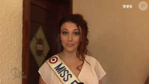 La jolie Delphine Wespiser lors de leur séjour à l'île Maurice pour Miss France 2013 en novembre 2012