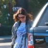 EXCLU : Drew Barrymore toujours aussi lookée mais épuisée dans les rues de Santa Barbara, le 23 novembre 2012