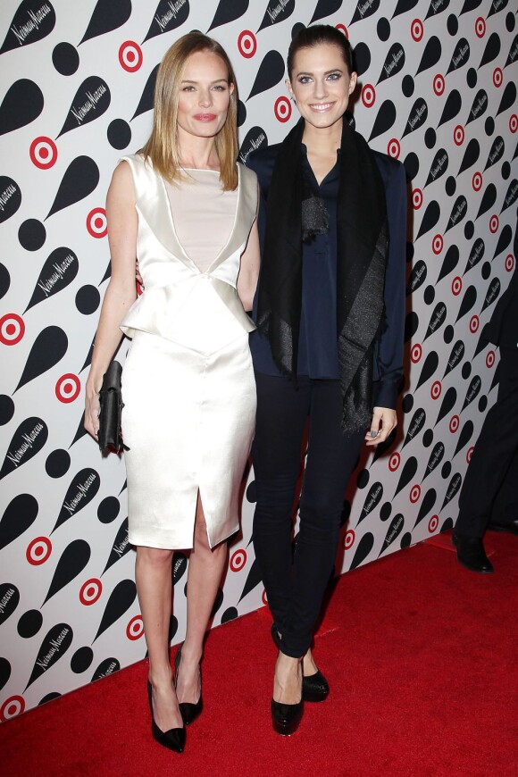 Kate Bosworth et une amie lors d'une soirée shopping à New York le 28 novembre 2012