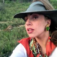Lady Gaga : Même en plein safari, elle soigne son look !