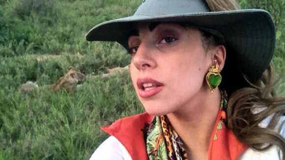 Lady Gaga : Même en plein safari, elle soigne son look !