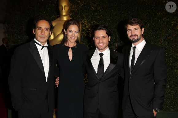Alexandre Desplat, Kathryn Bigelow, Edgar Ramirez et Mark Boal lors de la soirée des Governors Awards à Los Angeles le 1er décembre 2012