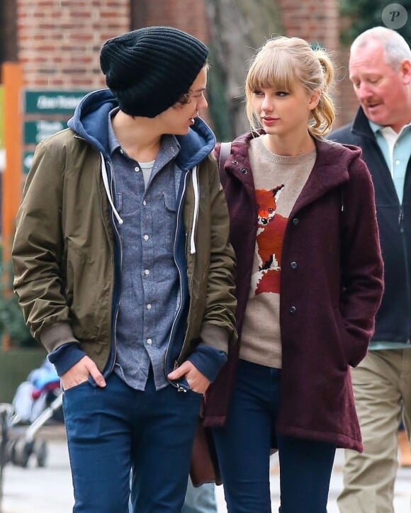 La chanteuse Taylor Swift et Harry Styles des One Direction, son supposé nouveau compagnon, à New York le 2 décembre 2012.