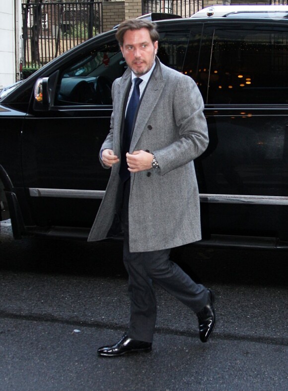 Chris O'Neill, fiancé de la princesse Madeleine de Suède, arrivant à l'hôtel The Pierre, sur la 5e avenue dans Manhattan, à New York, le 4 décembre 2012.
