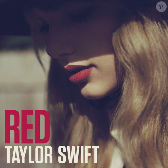 L'album RED de Taylor Swift, sorti le 22 octobre et vendu à plus d'un million d'exemplaires dès sa première semaine dans les bacs.