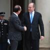 Le prince Albert de Monaco rencontrait le 7 décembre 2012 le président François Hollande lors d'une visite de travail à l'Elysée.
