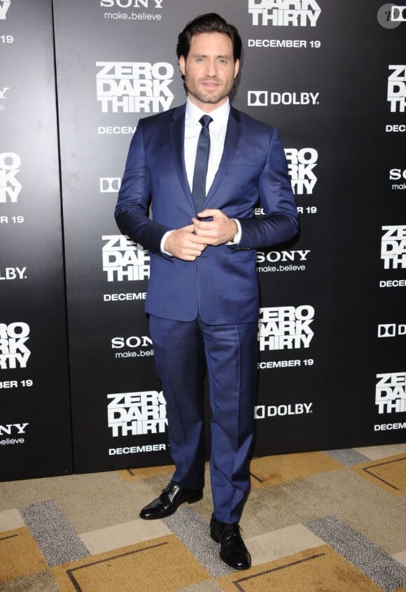 Edgar Ramirez chic à la première hollywoodienne du film Zero Dark Thirty, le 10 décembre 2012.