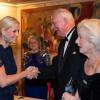 La princesse Mette-Marit saluant Geir Lundestad. La famille royale de Norvège donnait le 10 décembre 2012 au Grand Hotel d'Oslo un banquet en l'honneur du Prix Nobel de la Paix, décerné préalablement à l'UE lors d'une cérémonie à l'Hôtel de Ville.