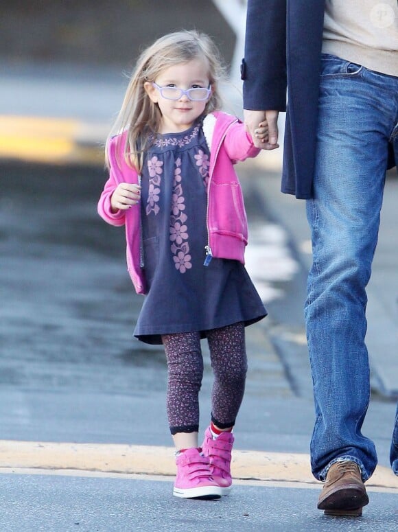 Ben Affleck va chercher sa fille Seraphina toujours aussi jolie à l'école, le 10 décembre 2012 à Brentwood