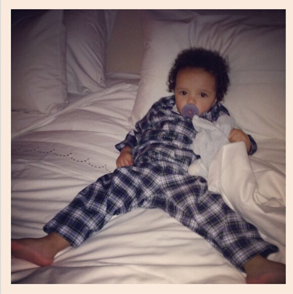 Mariah Carey a posté sur Twitter cette photo de son fils Moroccan. Décembre 2012.