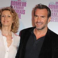 Jean Dujardin prépare un ''Débarquement'' sur Canal+ avec Alexandra Lamy