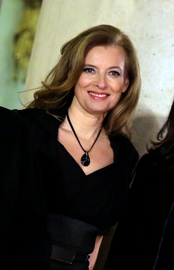 Valérie Trierweiler resplendissante lors d'un dîner d'Etat à l'Elysée, le 11 décembre 2012.