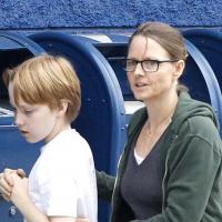 Jodie Foster : Tendre moment avec son fils Christopher, ils sont prêts pour Noël
