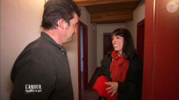 Pierre et Frédérique, candidats de la saison 7 de L'Amour est dans le pré s'aiment.