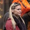 Bar Refaeli quitte la boutique Pirelli à Milan. Le 22 décembre 2012.