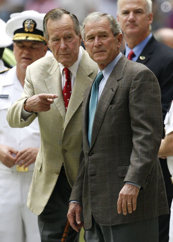 George H. W. Bush et George W. Bush à Houston, le 25 octobre 2009.