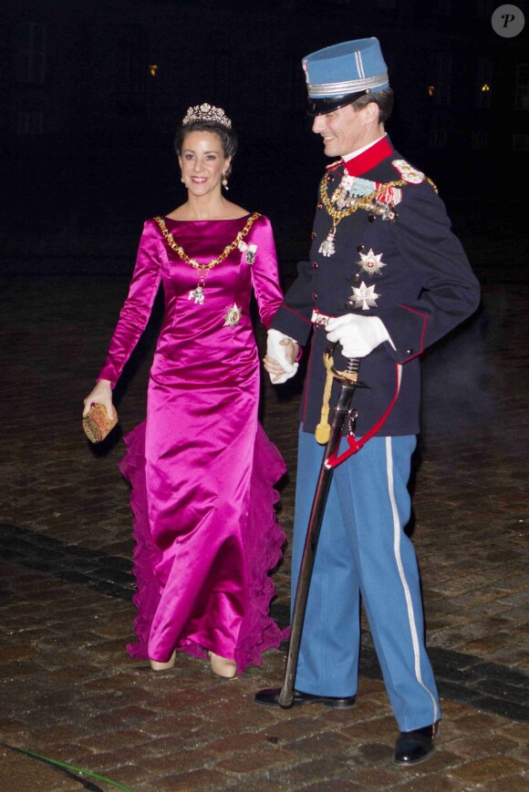 La princesse Marie et le prince Joachim de Danemark arrivant au gala du Nouvel An au palais Amalienborg, à Copenhague, le 1er janvier 2013
