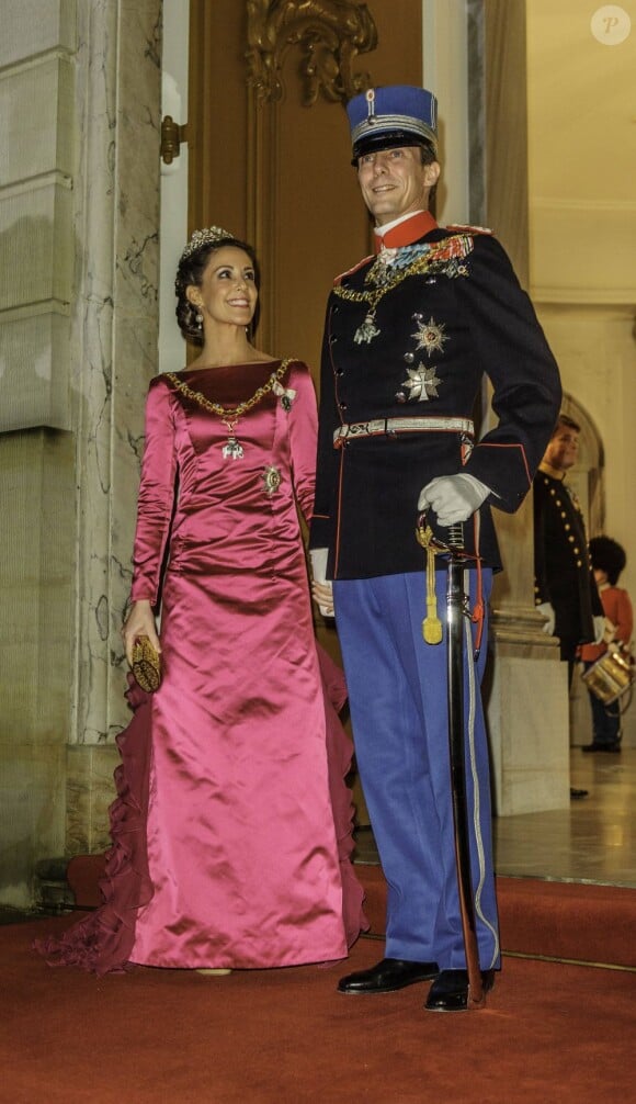 La princesse Marie et le prince Joachim de Danemark arrivant au gala du Nouvel An au palais Amalienborg, à Copenhague, le 1er janvier 2013
