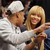 Beyoncé Knowles et Jay-Z lors d'un match des Nets de Brooklyn au Barclays Center de New York le 26 novembre 2012