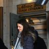 Katie Holmes se rendant au théâtre, le samedi 5 janvier 2013, pour l'avant-dernière de Dead Accounts.