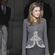 La princesse Letizia honorait l'épiphanie de belle manière. Juan Carlos Ier d'Espagne présidait avec le prince Felipe, la reine Sofia et la princesse Letizia la Pâque militaire, le 6 janvier 2013 au palais royal.