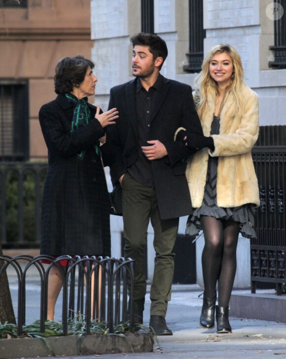 Zac Efron et Imogen Poots concernés sur le tournage de Are We Officially Dating ? à New York, le 7 Janvier 2013.