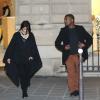 Kim Kardashian, enceinte, et son petit ami Kanye West sortant de la boutique Céline à Paris, le 8 janvier 2013.