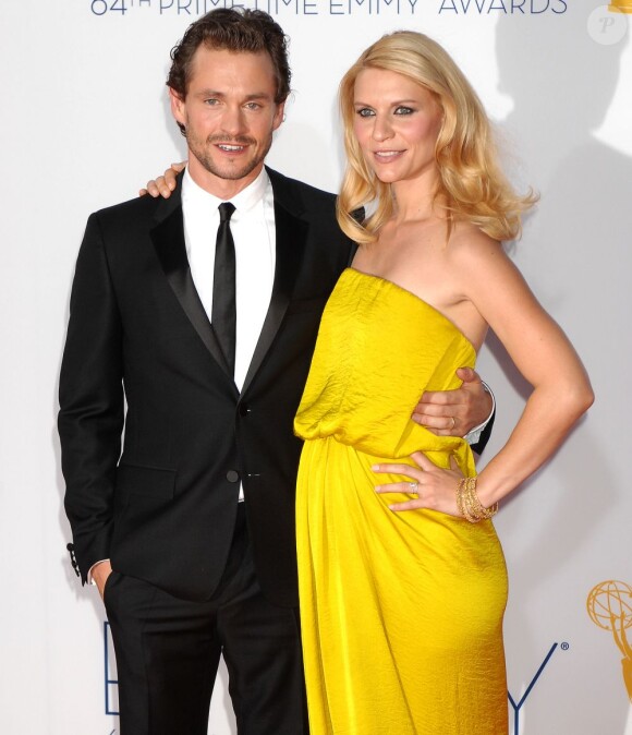 Claire Danes et son époux Hugh Dancy lors de la 64e cérémonie des Emmy Awards après leur victoire, le 23 septembre 2012.