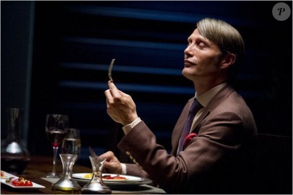 Mads Mikkelsen dans la série Hannibal sur NBC en 2013.