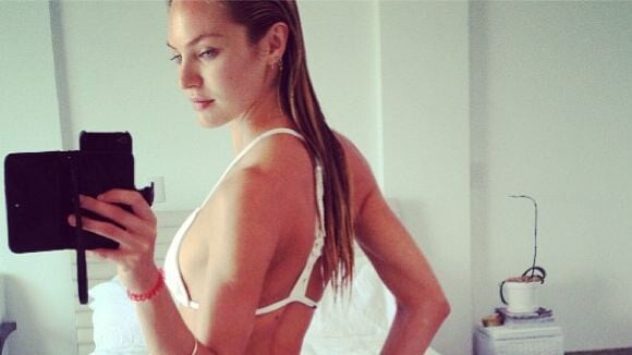 Candice Swanepoel : Sexy en vacances, elle porte les bikinis comme personne
