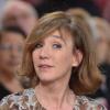 Virginie Lemoine sur le plateau de l'émission Vivement Dimanche sur France 2, le 5 février 2012.